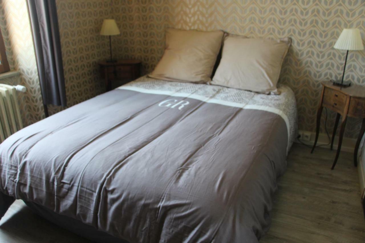 Aux Berges Du Coubisou Bed and Breakfast Esterno foto