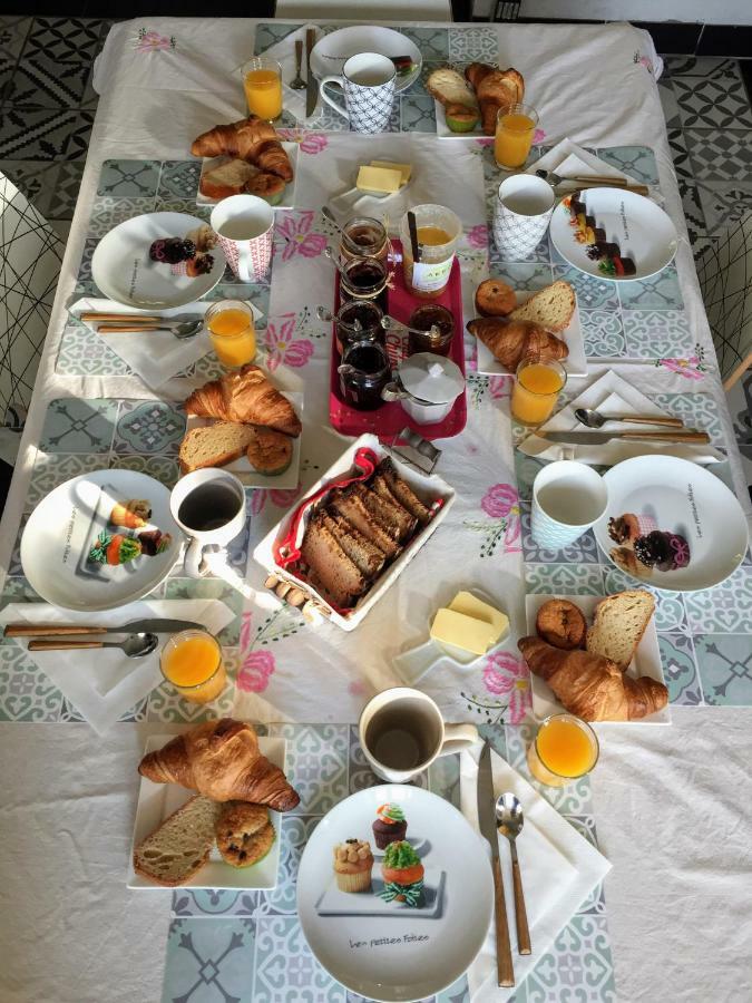 Aux Berges Du Coubisou Bed and Breakfast Esterno foto